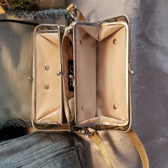 Dolce & Gabbana vintage purse. - Picture 6 of 10